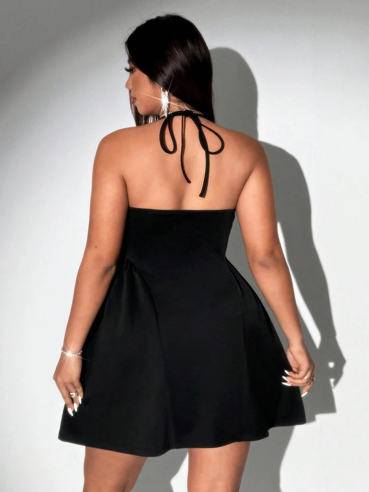 Sensual V-neck Lace-trimmed Dress